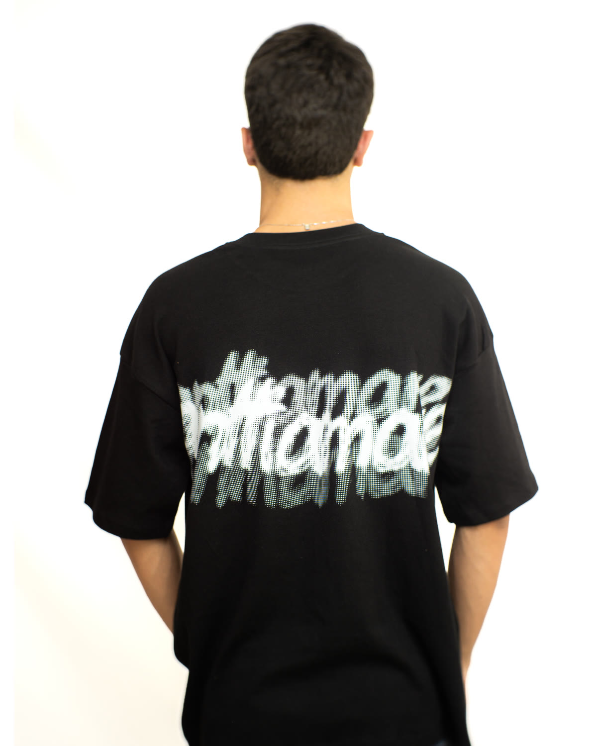 Camiseta Rastro Fantasma vista de costas